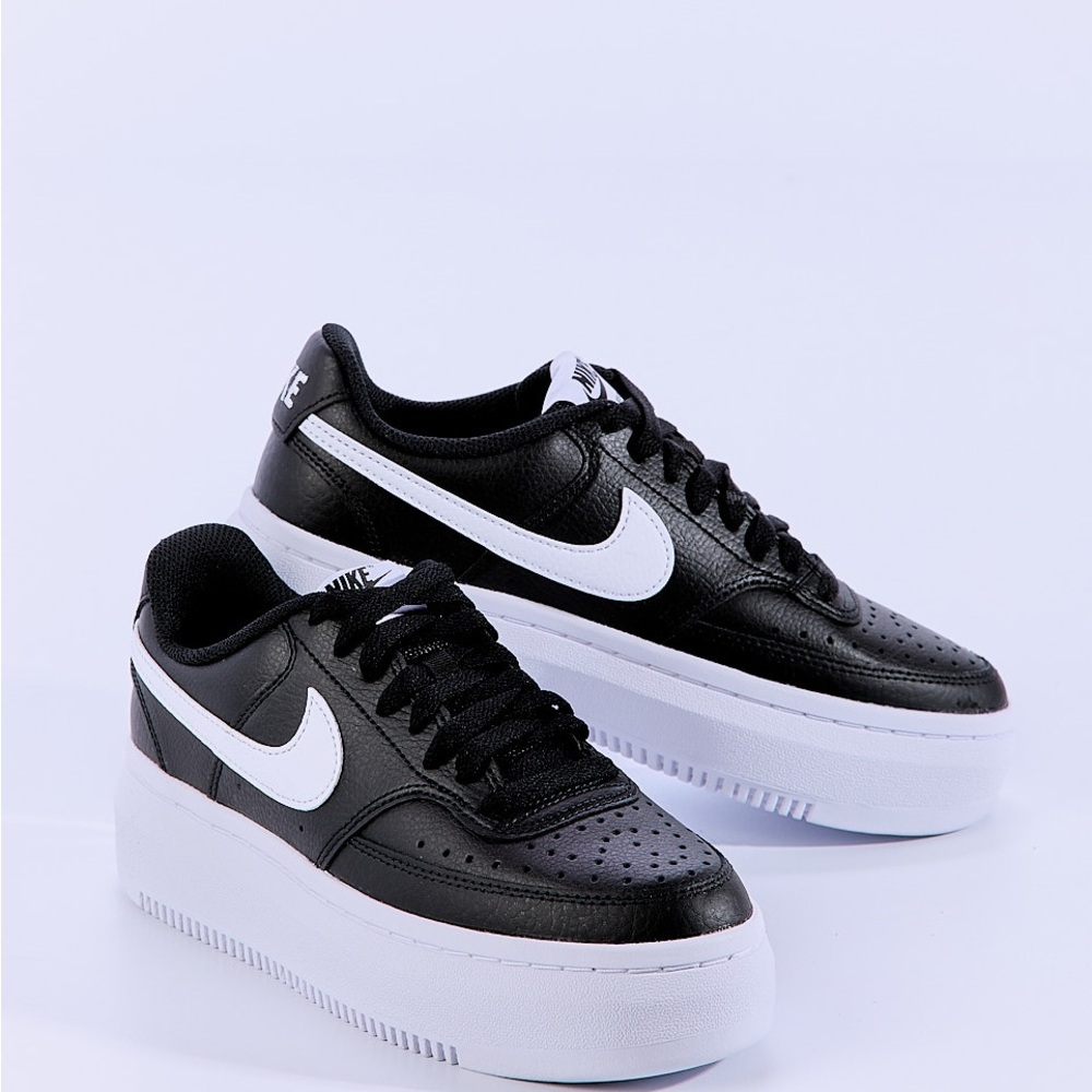 Nike Women’s Black and White Platform Sneakers - Size 8.5